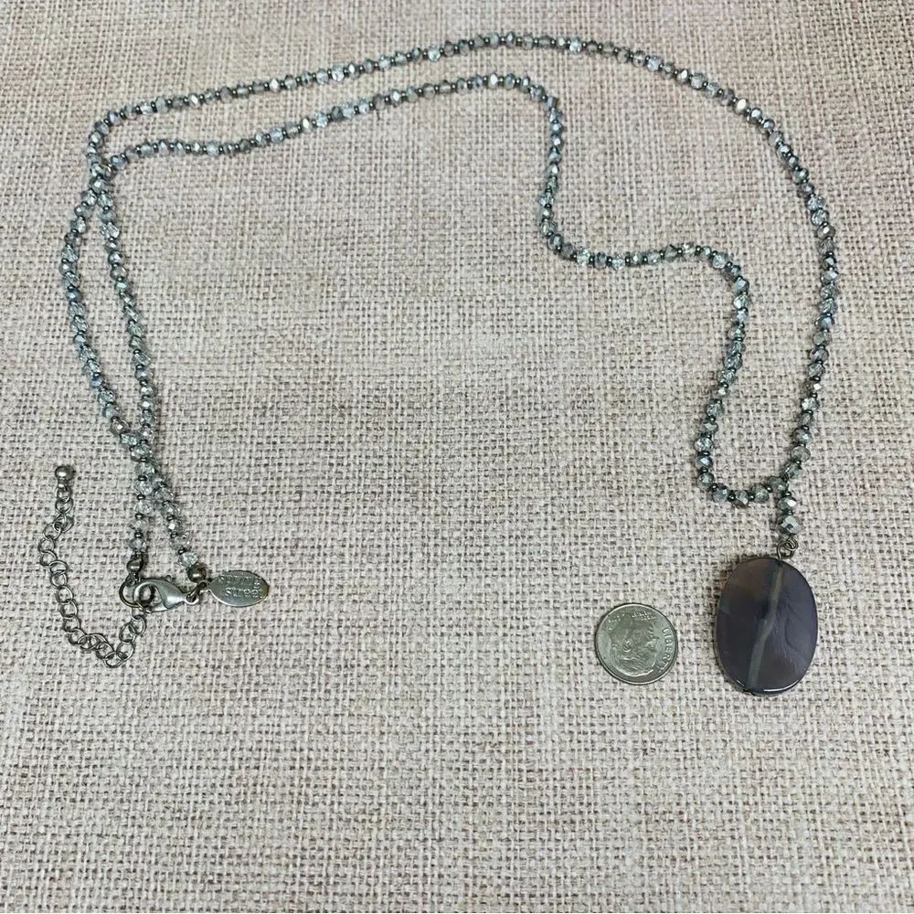 Spring Street Silver Glass Beaded Agate Necklace‎